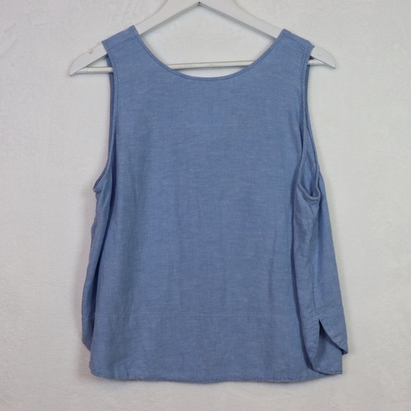 LOFT Tops - LOFT Blue Chambray Sleeveless V-Neck‎ Tank Top Size Large